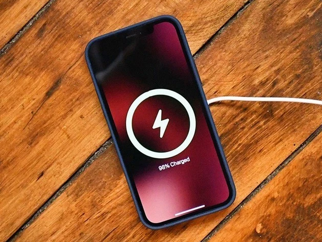 福鼎苹果手机维修分享iPhone 12可以随便充电吗 